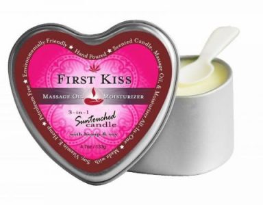 Earthly Body 3-in-1 Candle Heart First Kiss 4 oz