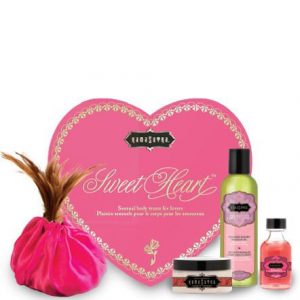 Kama Sutra Sweet Heart Massage Kit Strawberry